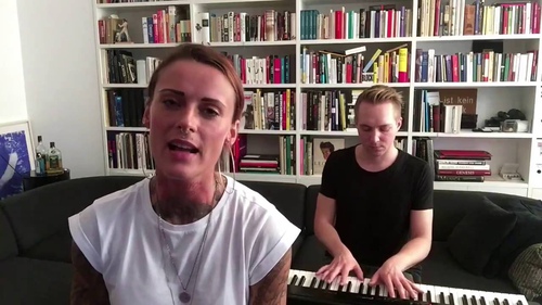 Jennifer Rostock - Viraler AfD-Song im Vorfeld zur Wahl in ...